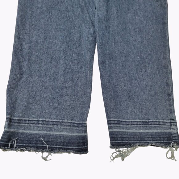 Time And Tru High Rise Jeans Womens Size 14 Straight Medium Wash Denim Raw Hems - Picture 4 of 6